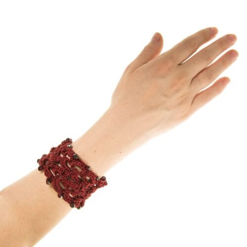 Χειροποίητο πλεκτό μεταξωτό βραχιόλι με χάντρες από κρύσταλλο - κόκκινο