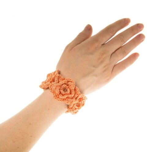 Χειροποίητο πλεκτό βραχιόλι από μετάξι και κρύσταλλα - σομόν πορτοκαλί