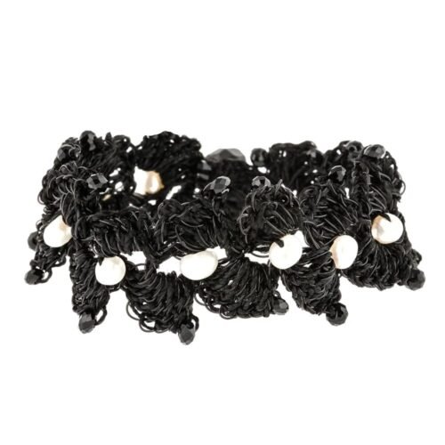 Χειροποίητο πλεκτό βραχιόλι από μετάξι και φυσικά μαργαριτάρια- μαύρο