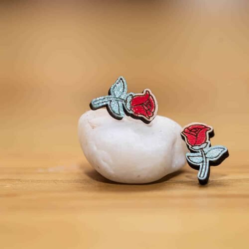 Ξύλινα σκουλαρίκια τριαντάφυλλο